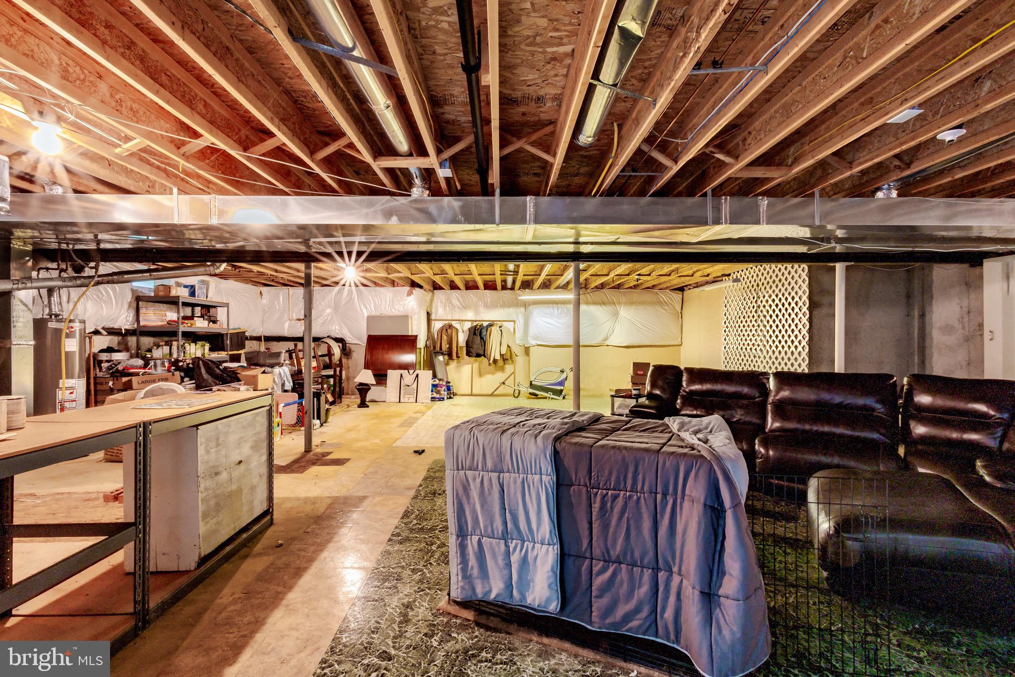 27 Beaver Dam Dr