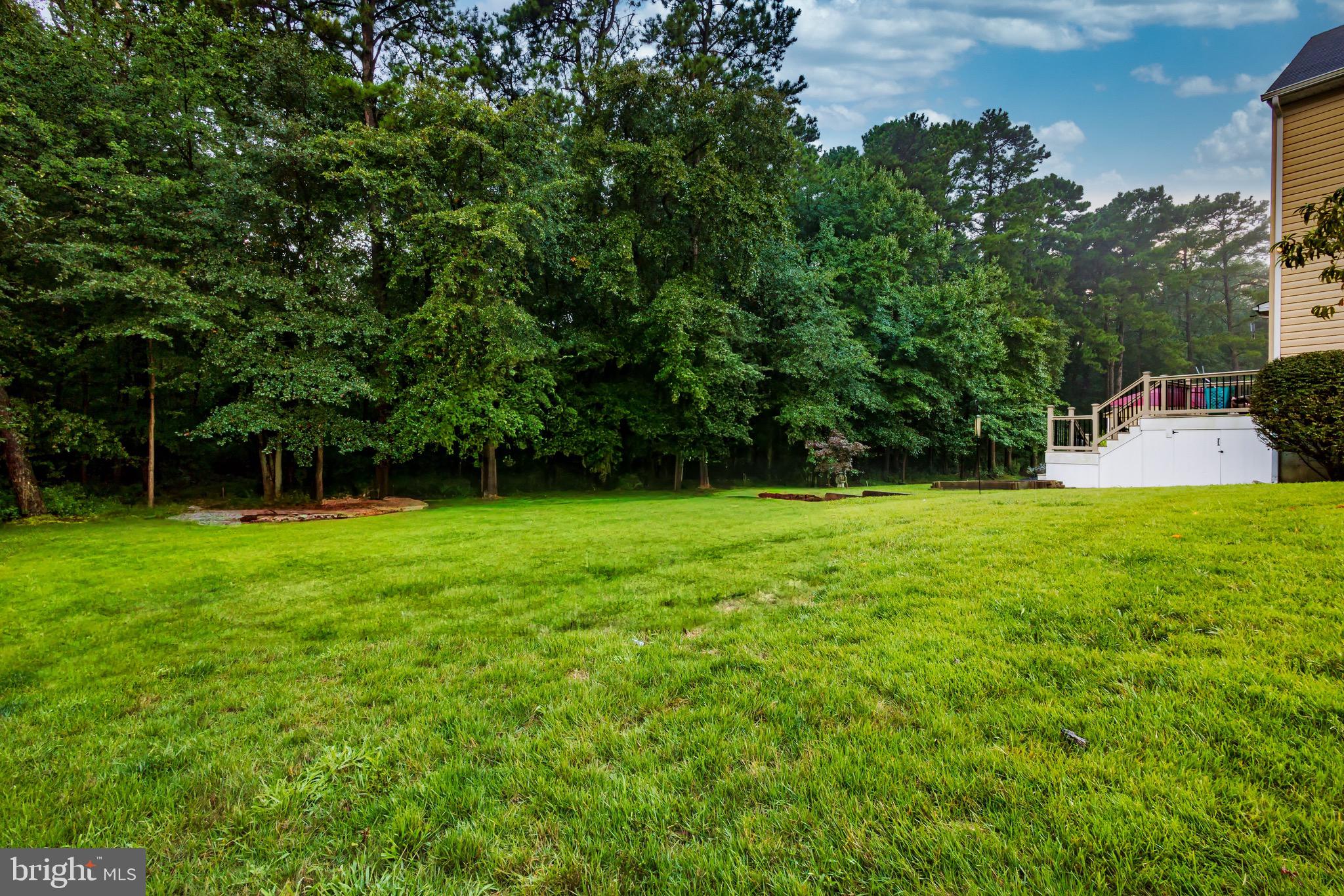27 Beaver Dam Dr