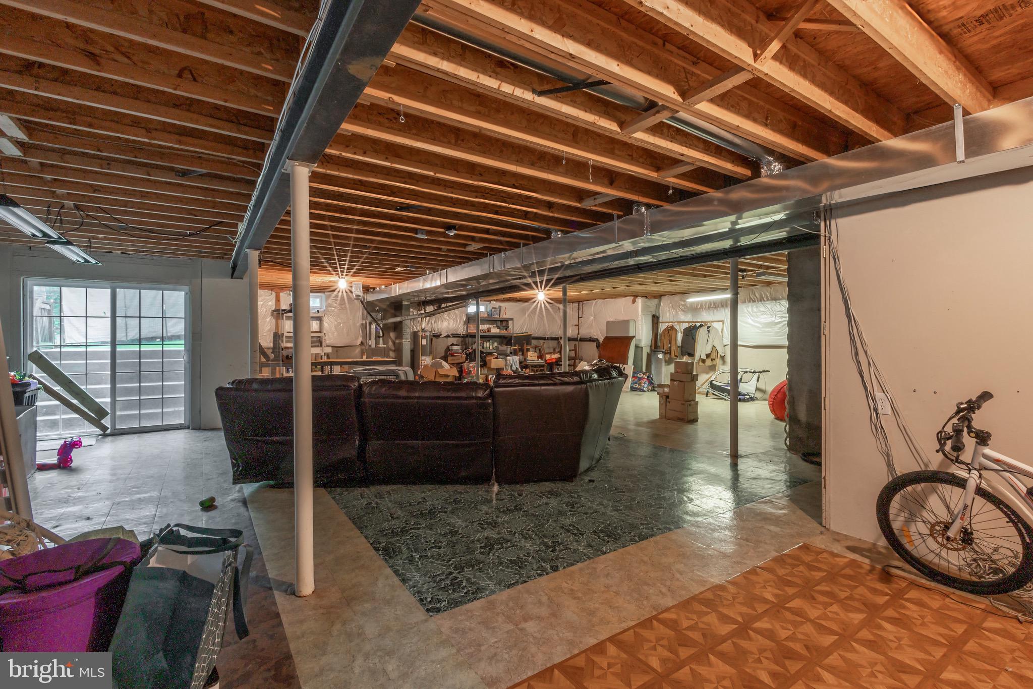 27 Beaver Dam Dr