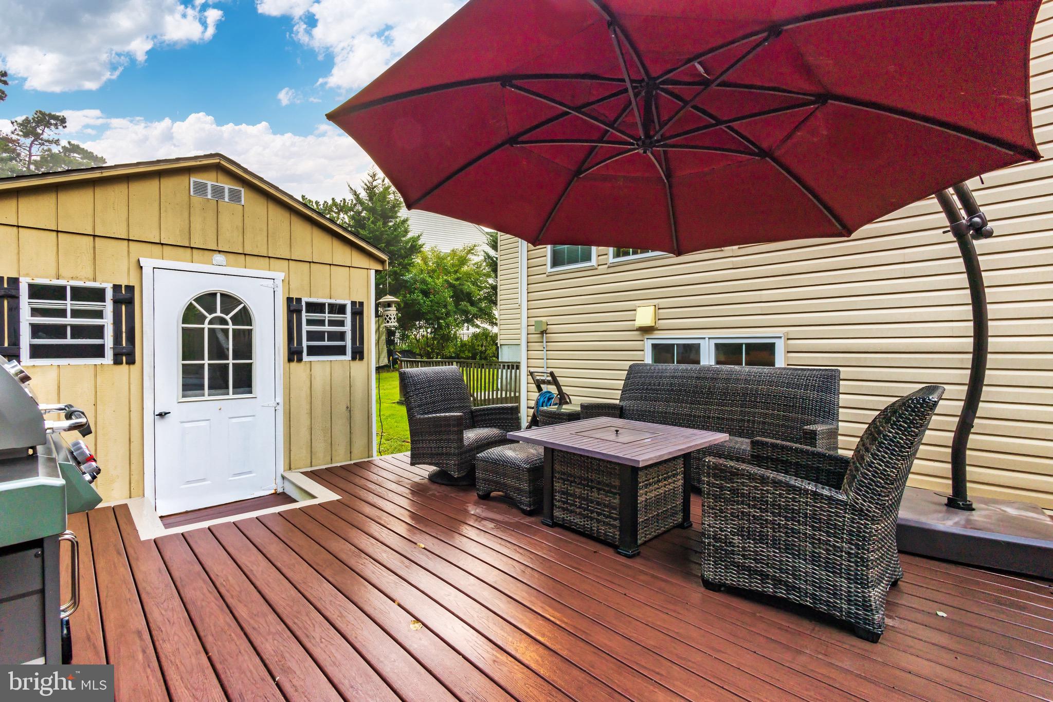 27 Beaver Dam Dr