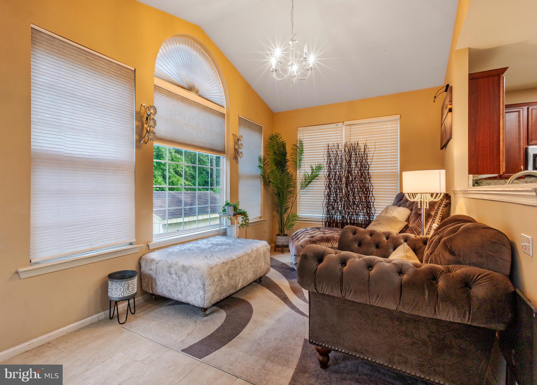 27 Beaver Dam Dr