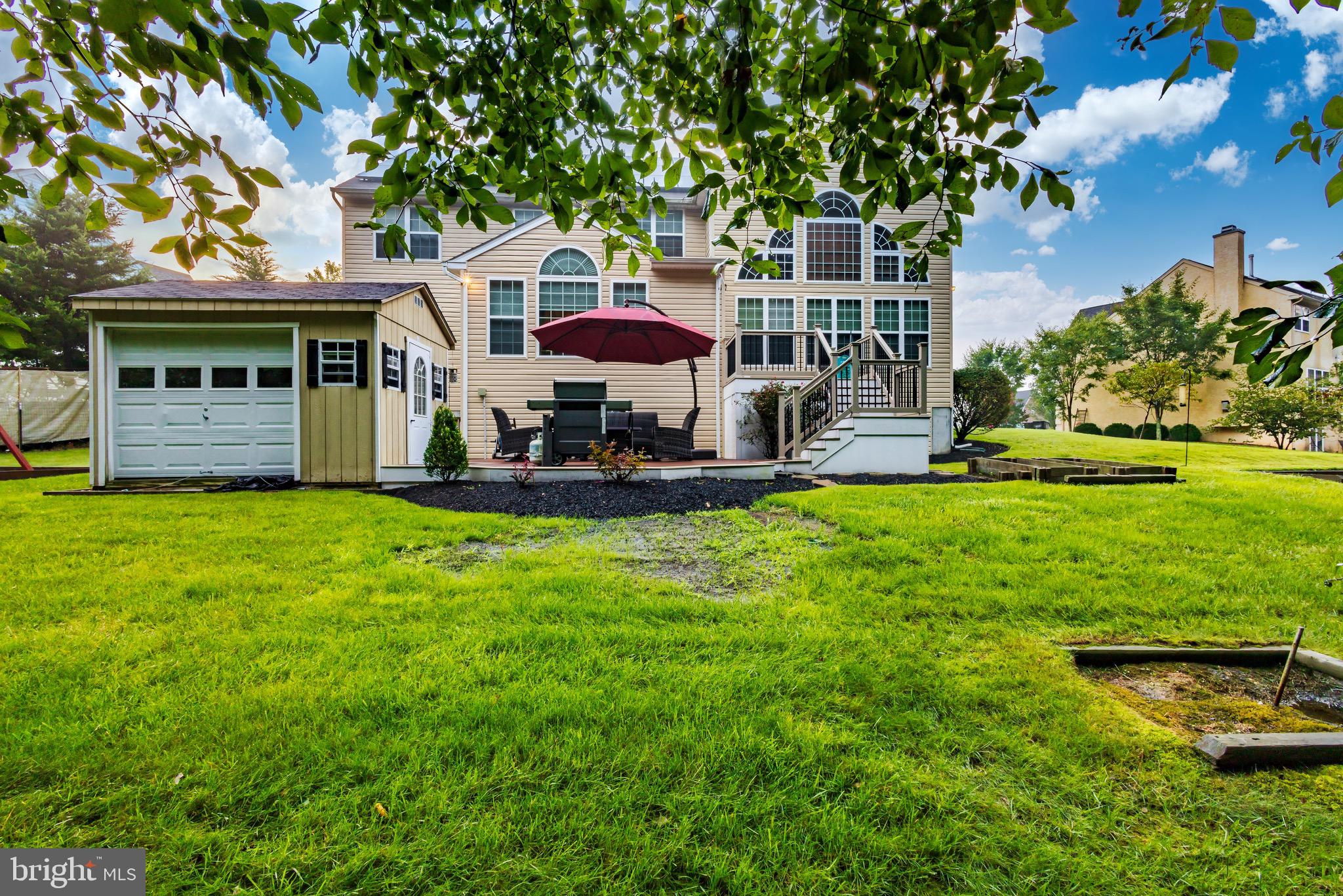 27 Beaver Dam Dr