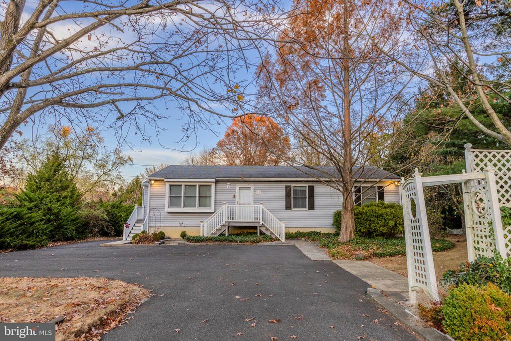 1370 NEW BROOKLYN ERIAL ROAD