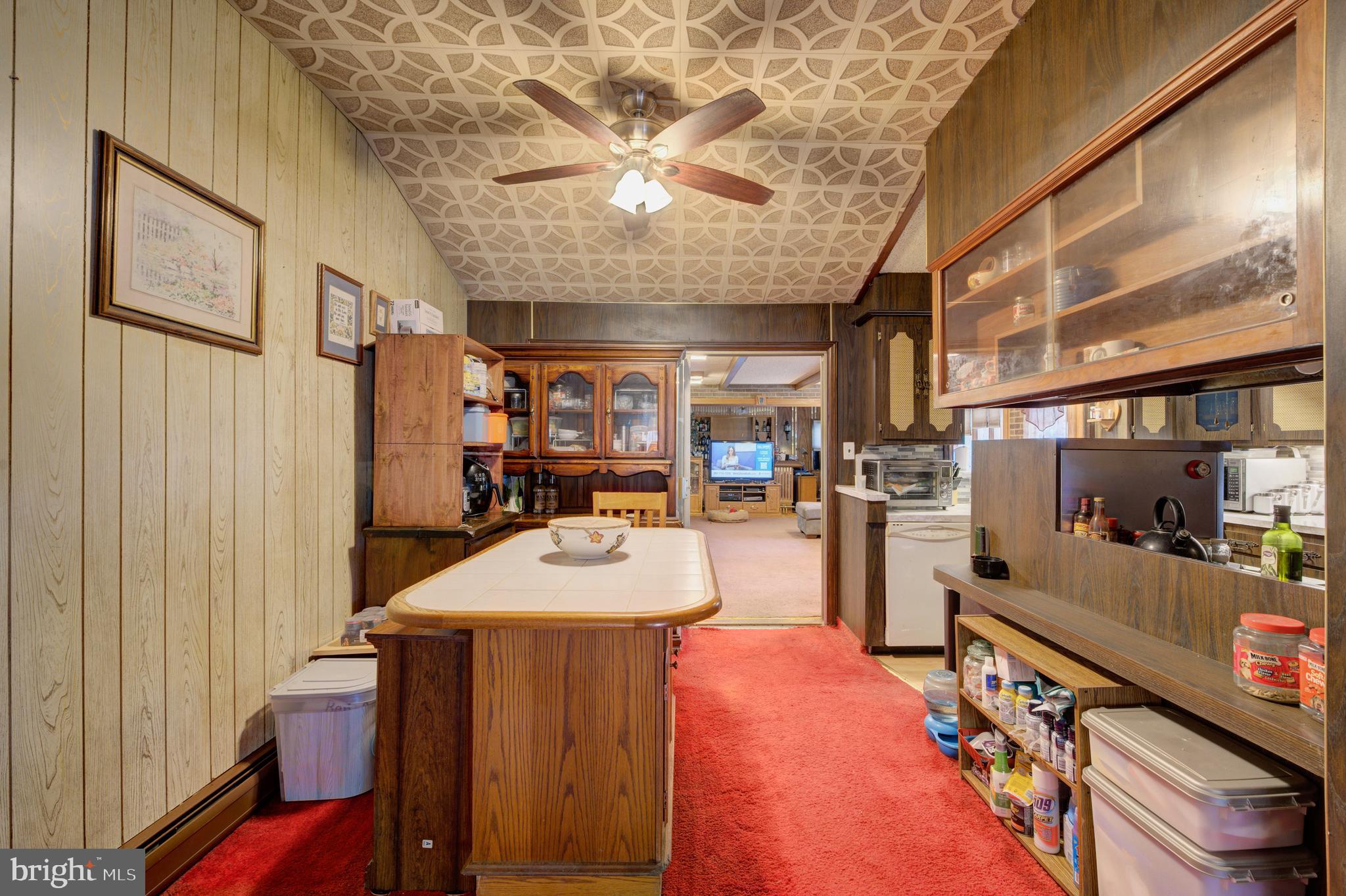 366 MAPLE AVENUE