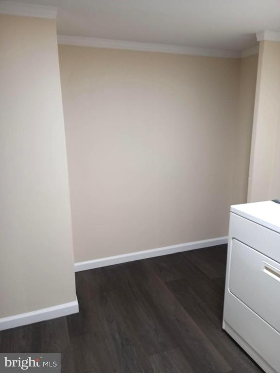 16 OAK DRIVE