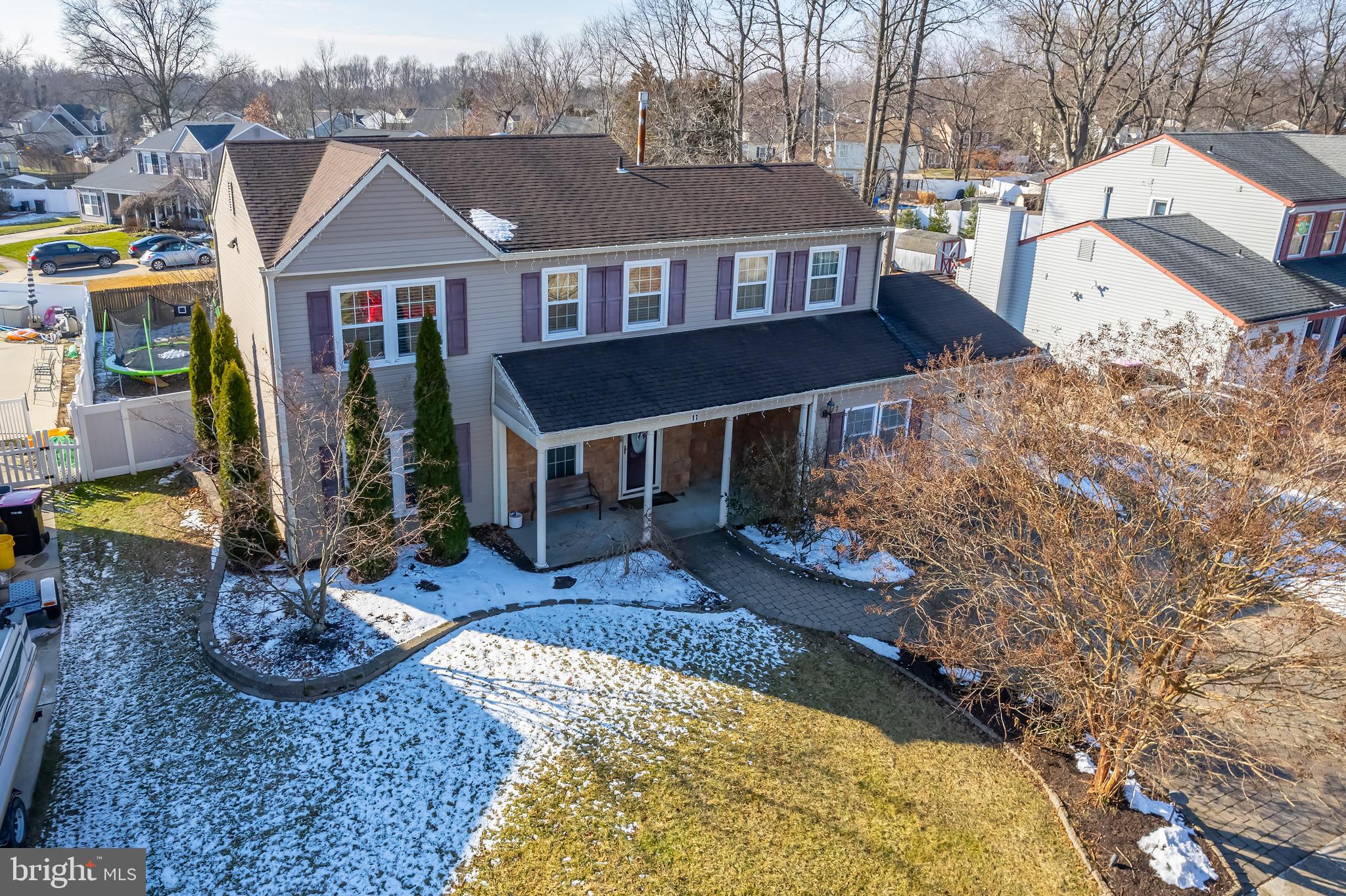 11 Glamis Rd