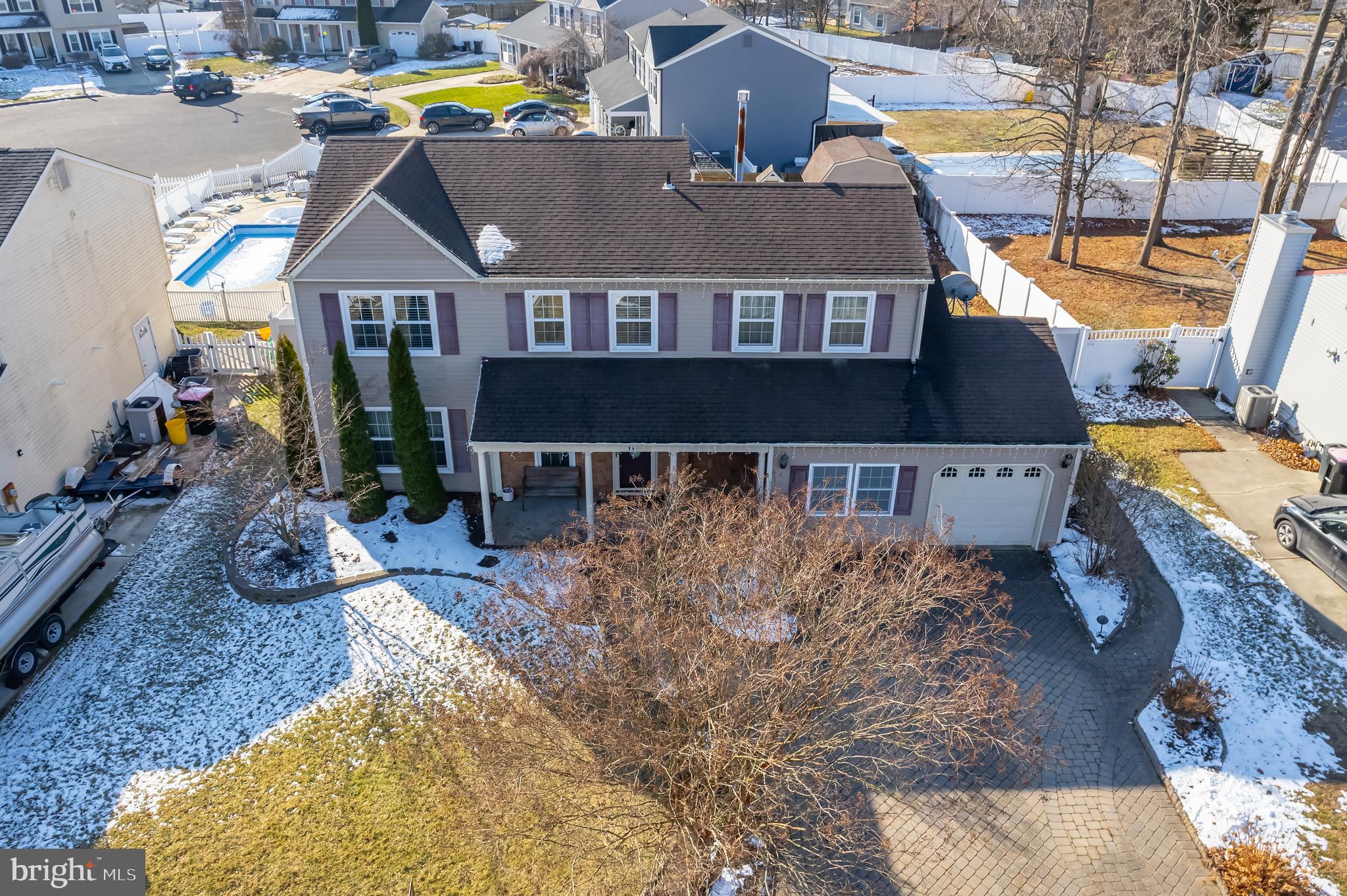 11 Glamis Rd