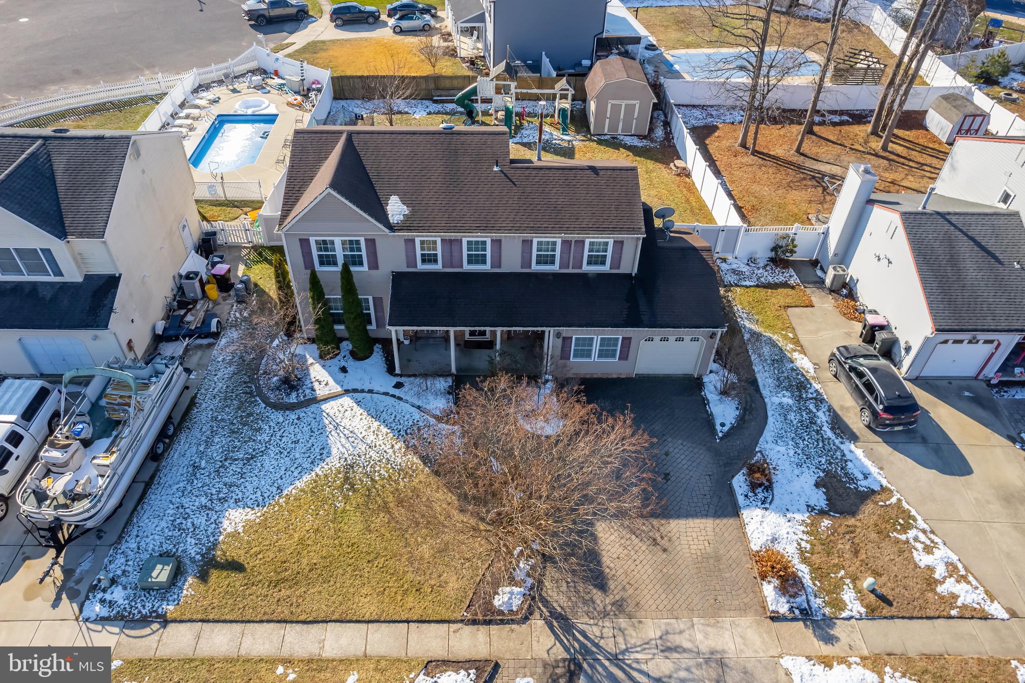 11 Glamis Rd