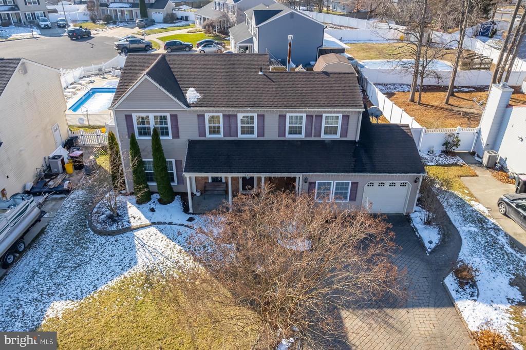 11 Glamis Rd