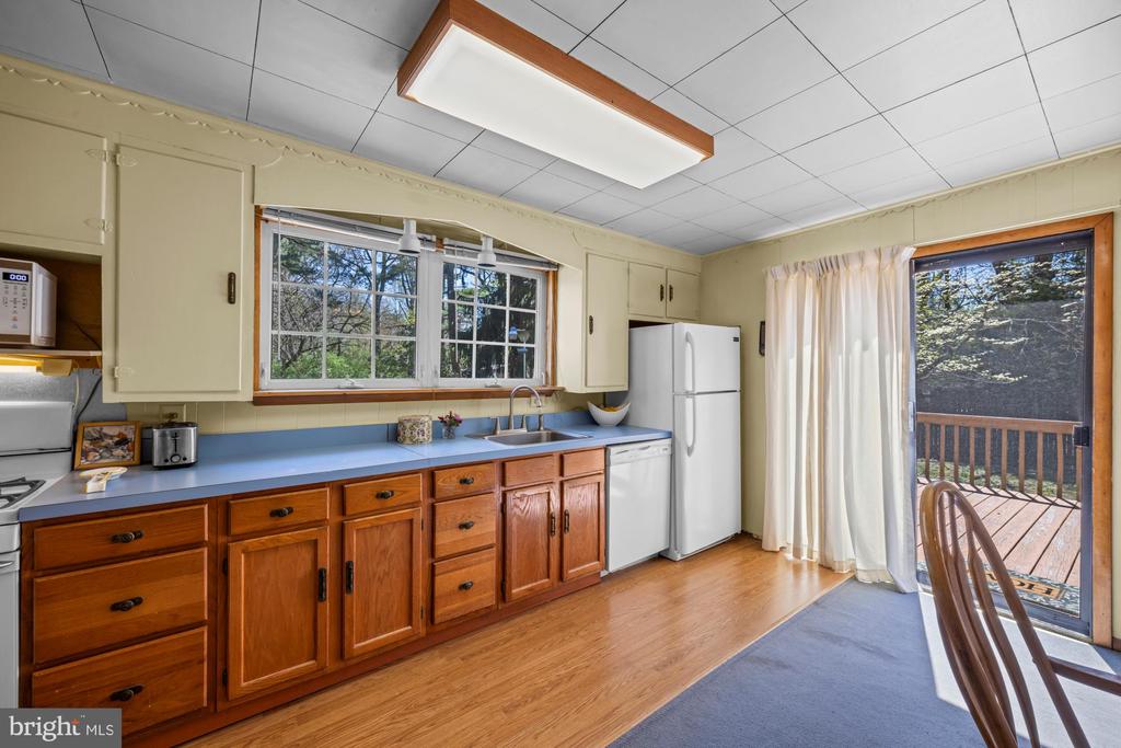 2137 Sicklerville Rd