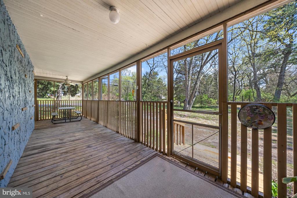 2137 Sicklerville Rd