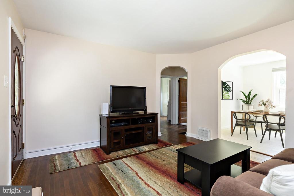 328 READING AVENUE
