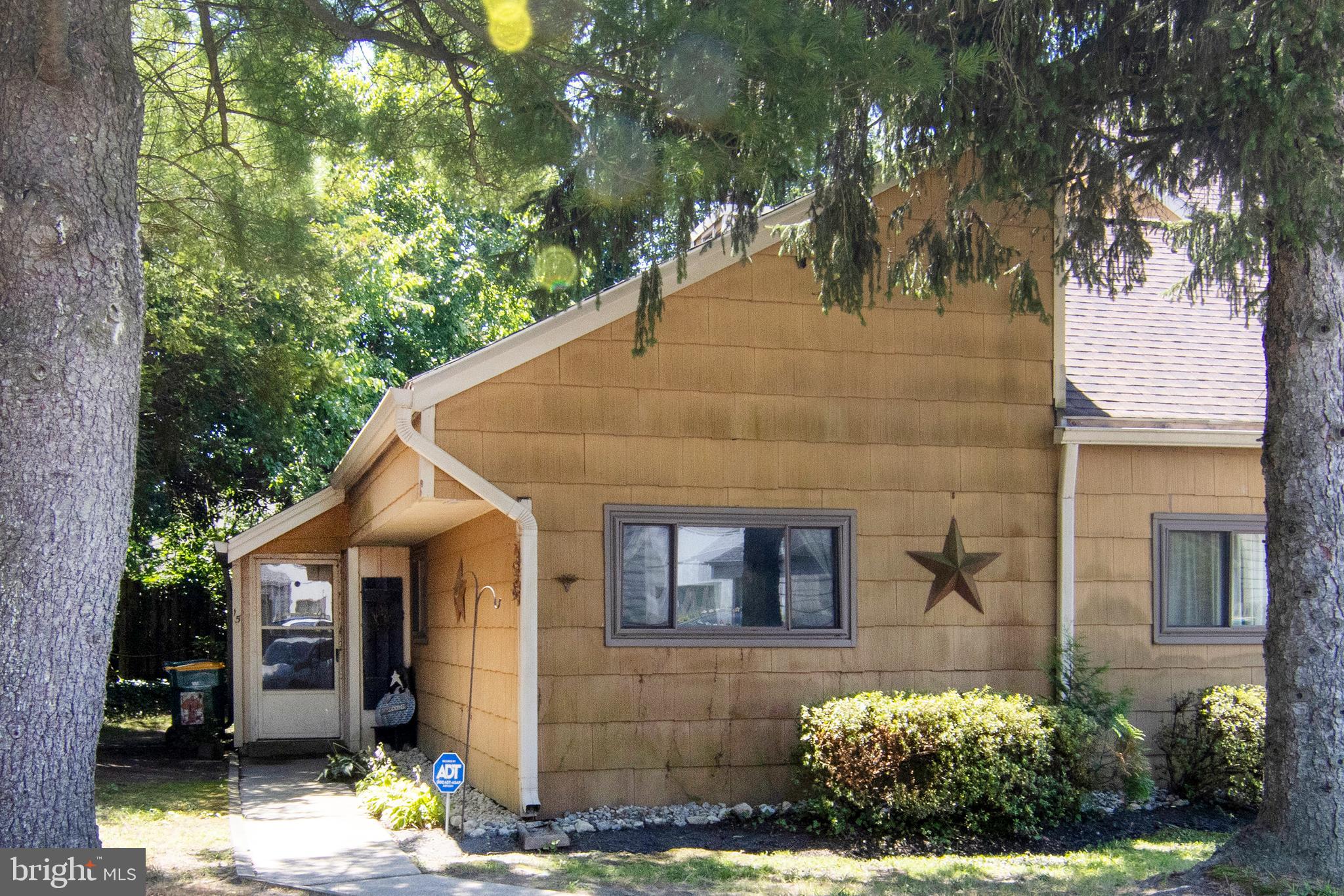 15 DOVER DRIVE