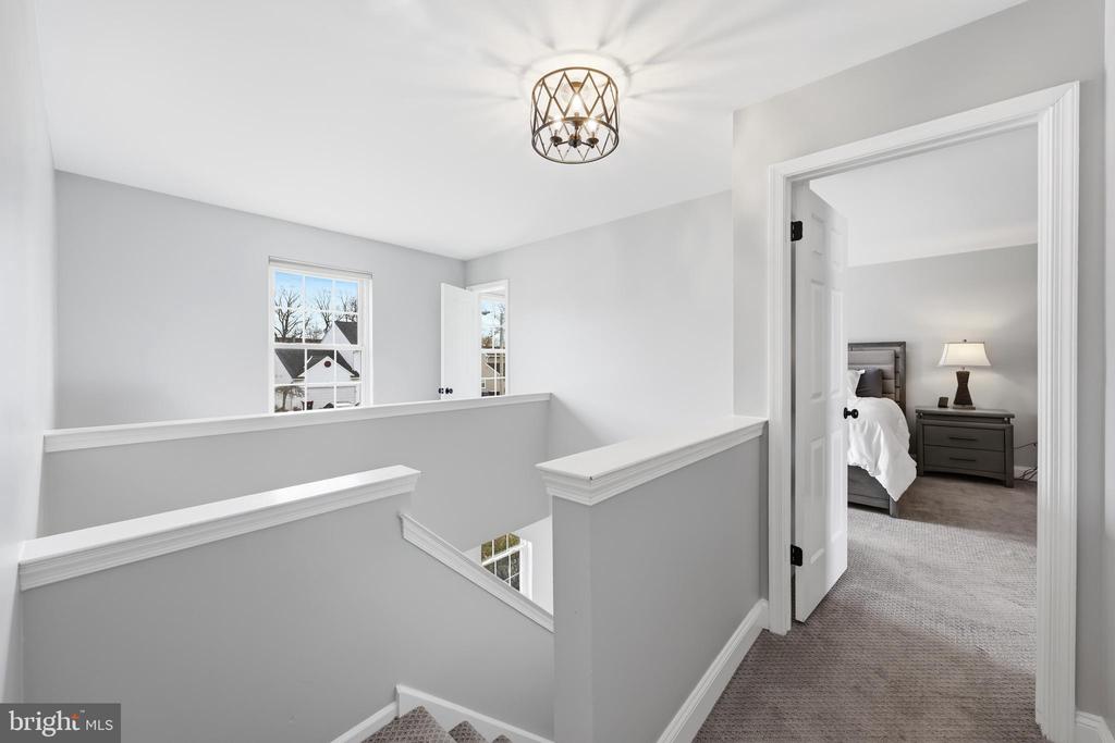 16 MULBERRY STREET