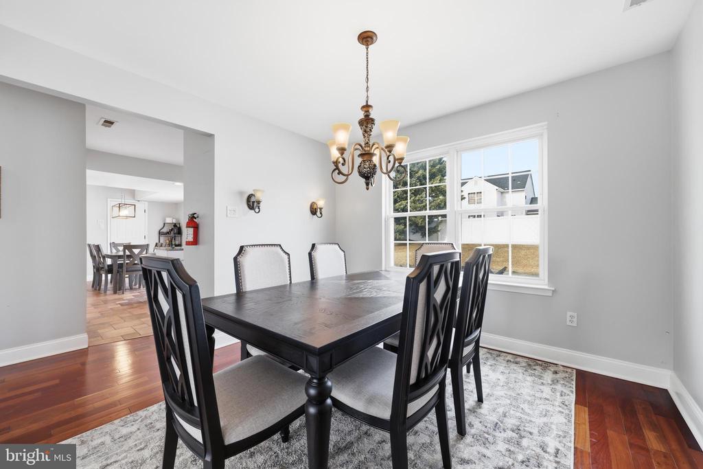 16 MULBERRY STREET