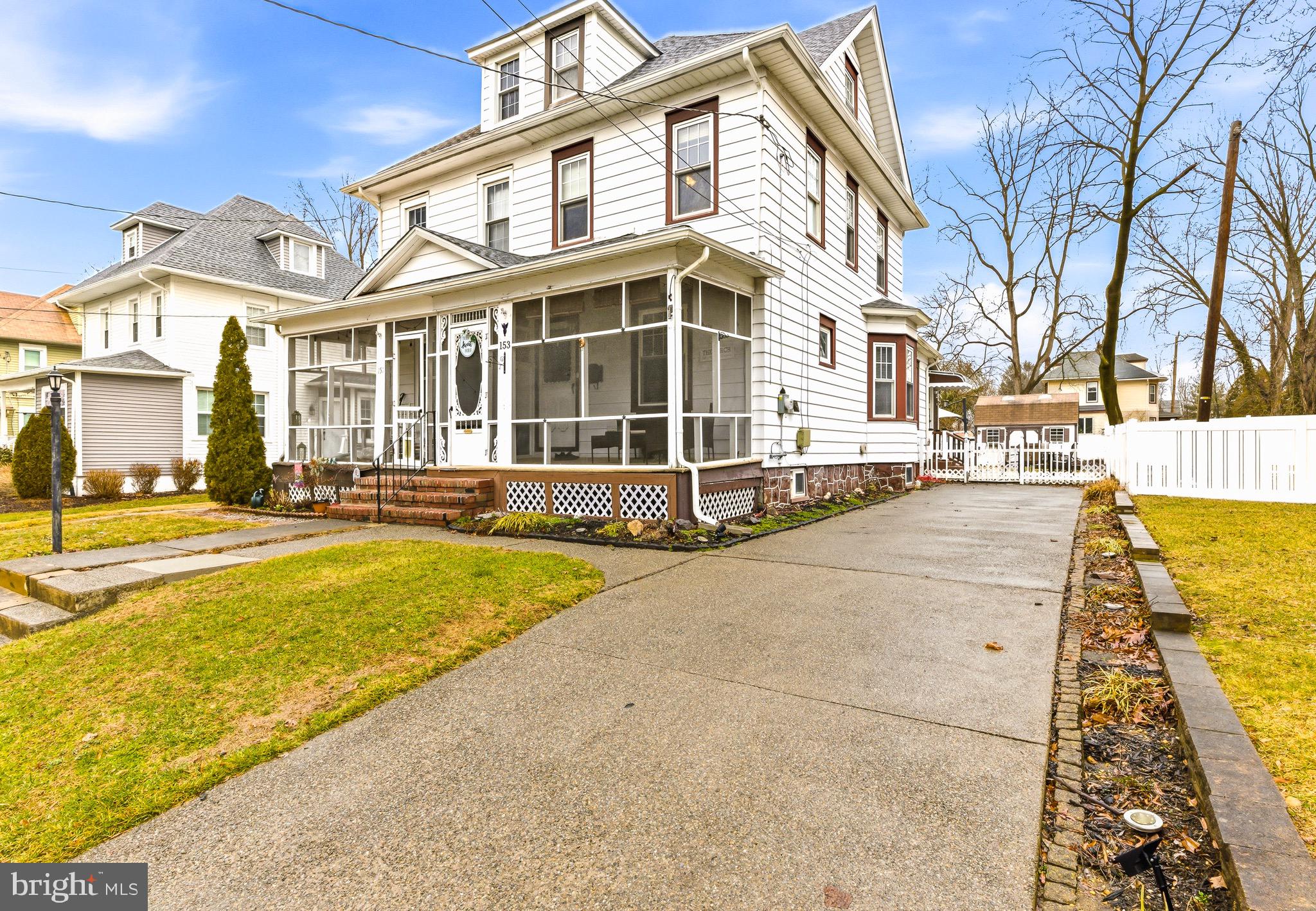 153 OAKLAND AVENUE