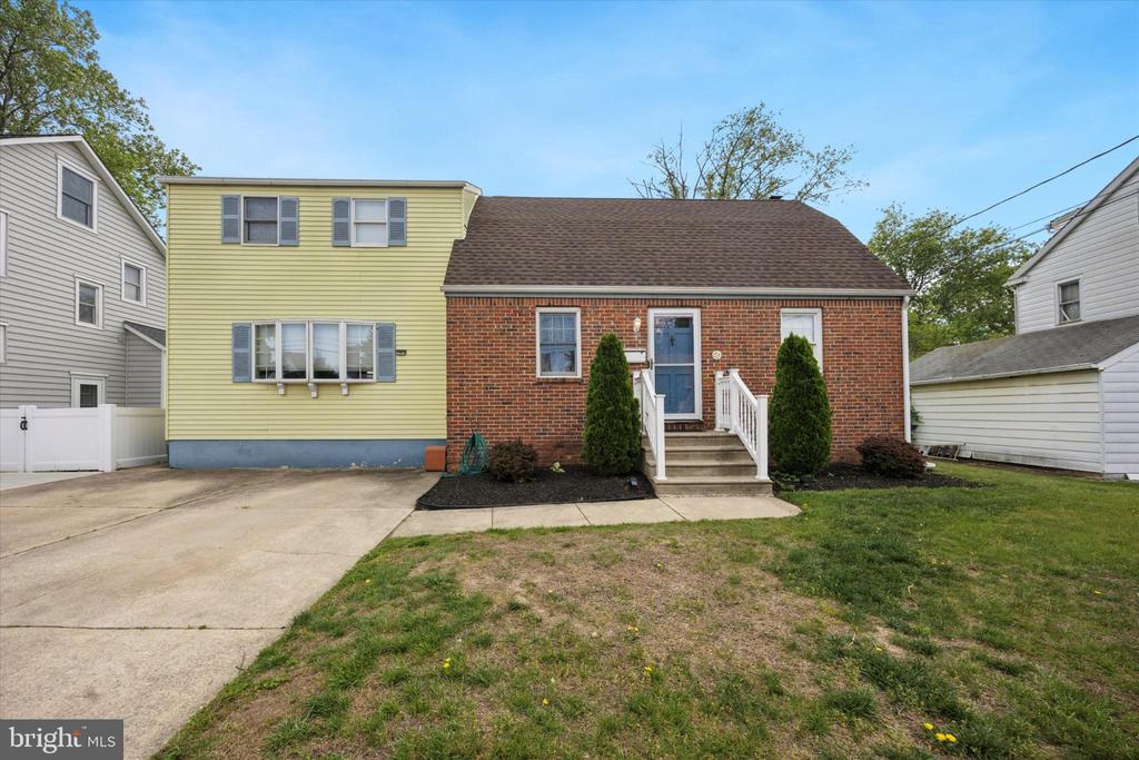 13 PARK DRIVE