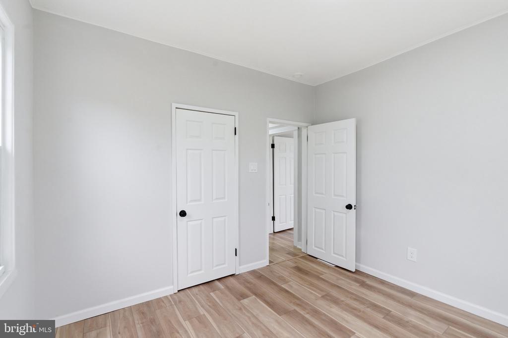 528 DAVIS ROAD