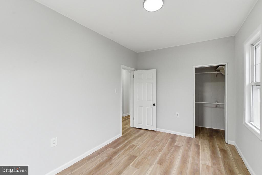 528 DAVIS ROAD