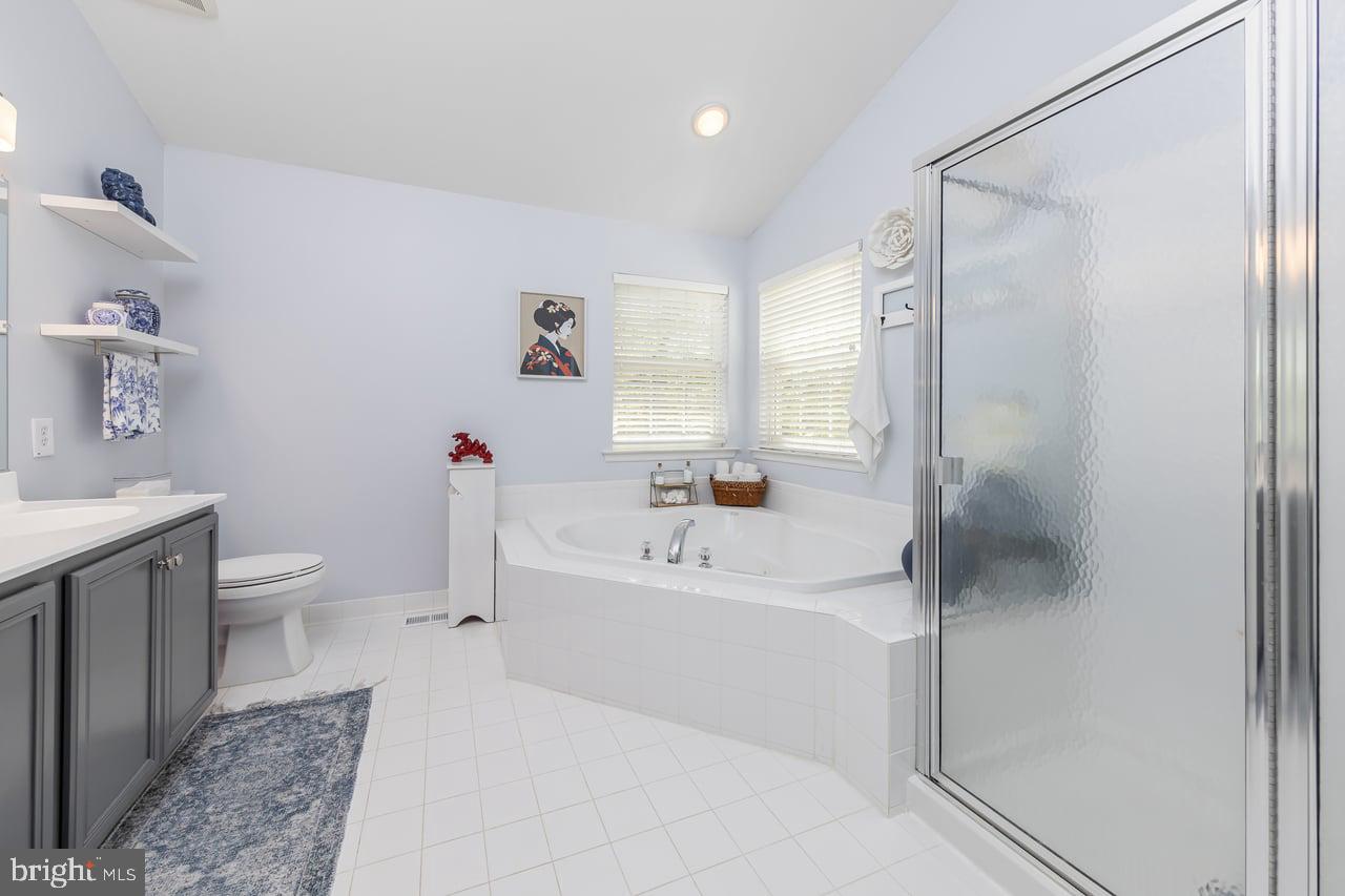 8 DUCHESS DRIVE