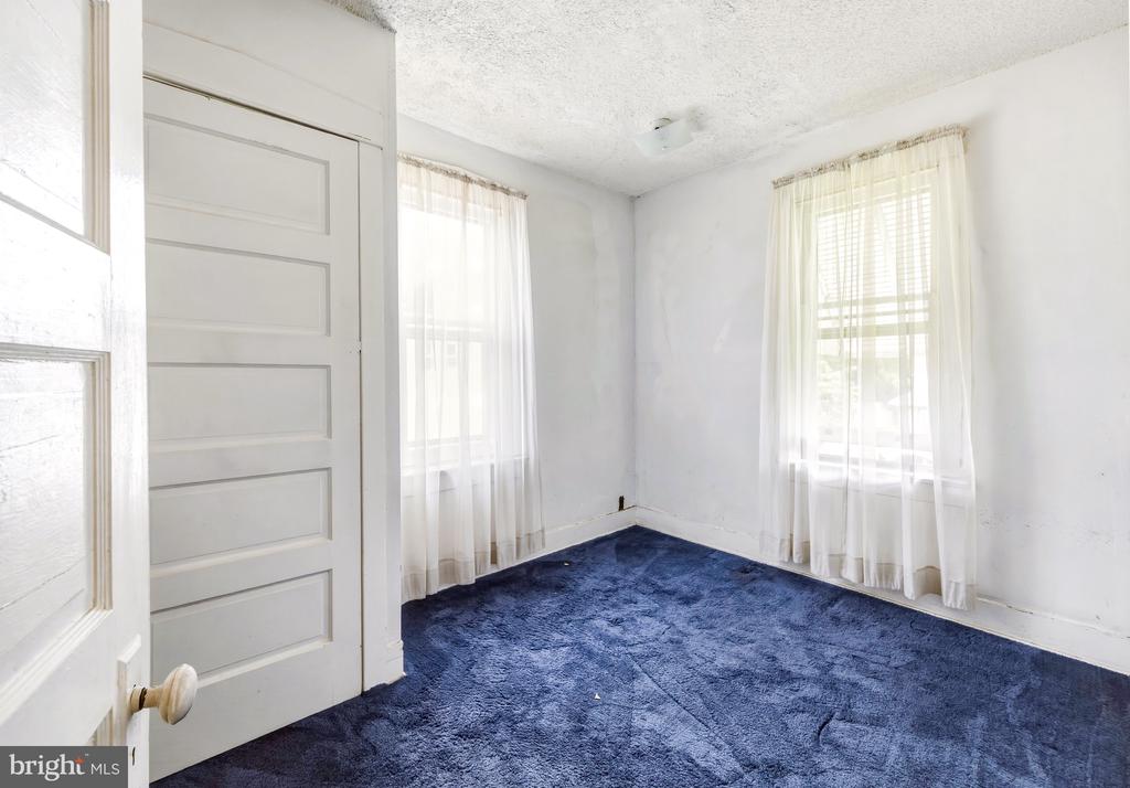 332 8TH STREET
