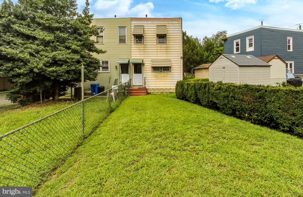 332 8TH STREET