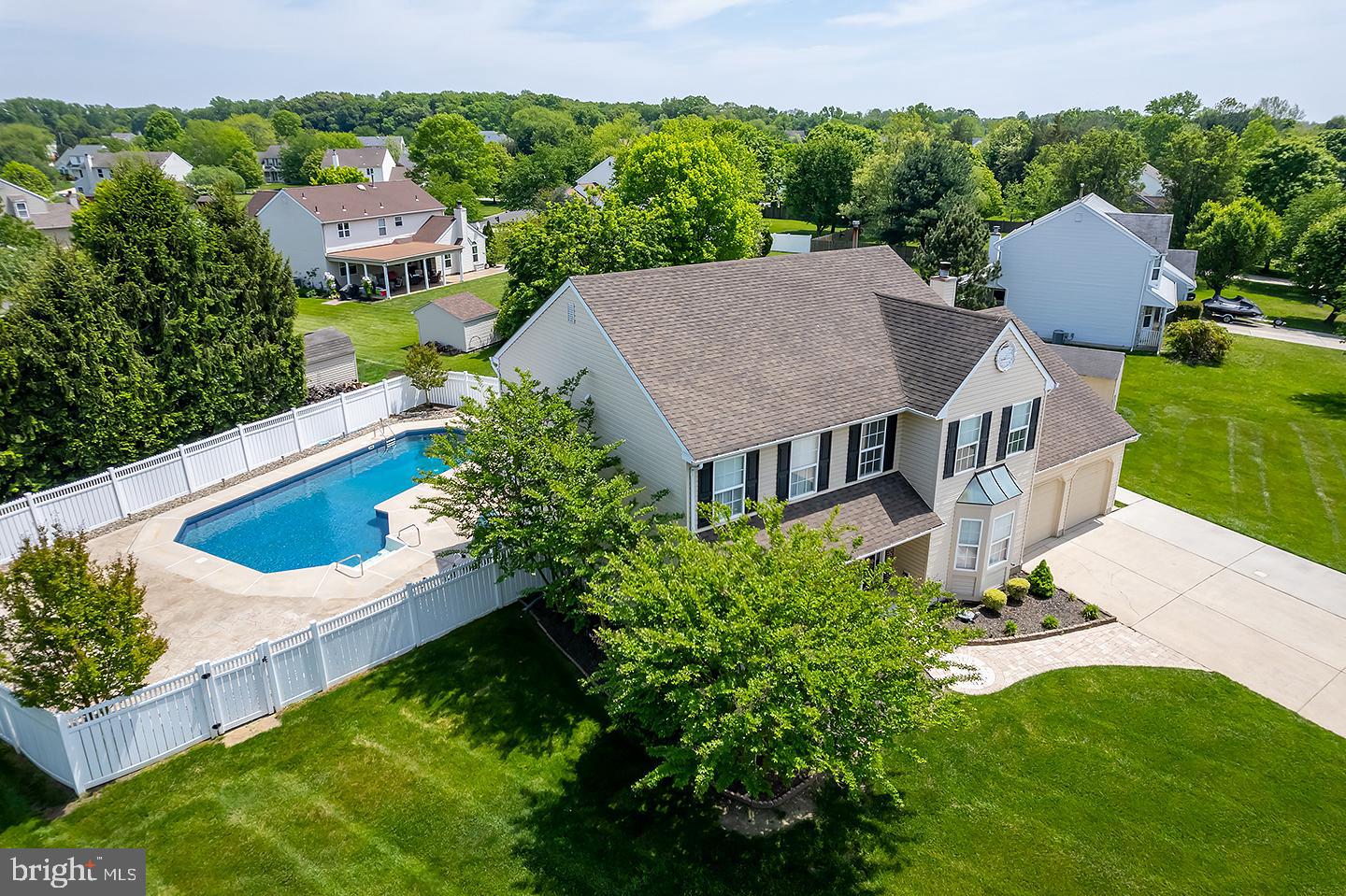 13 BANFF DRIVE