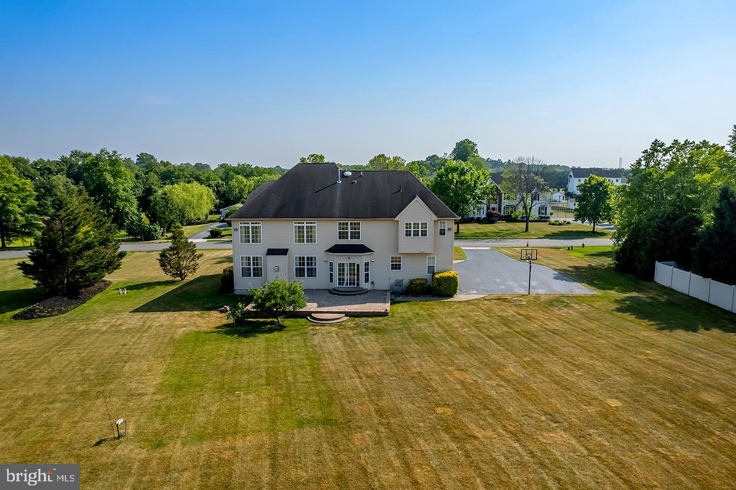 4 MORNING GLORY CIRCLE