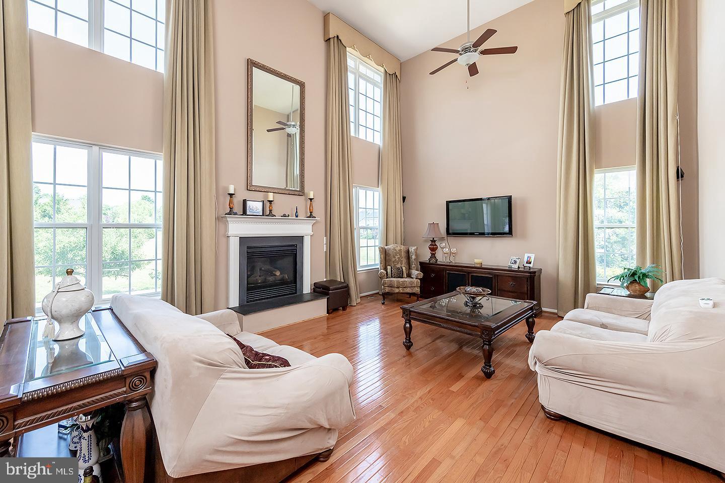 4 MORNING GLORY CIRCLE