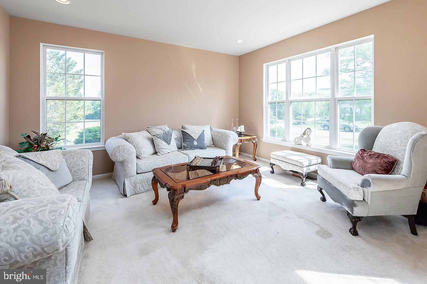 4 MORNING GLORY CIRCLE