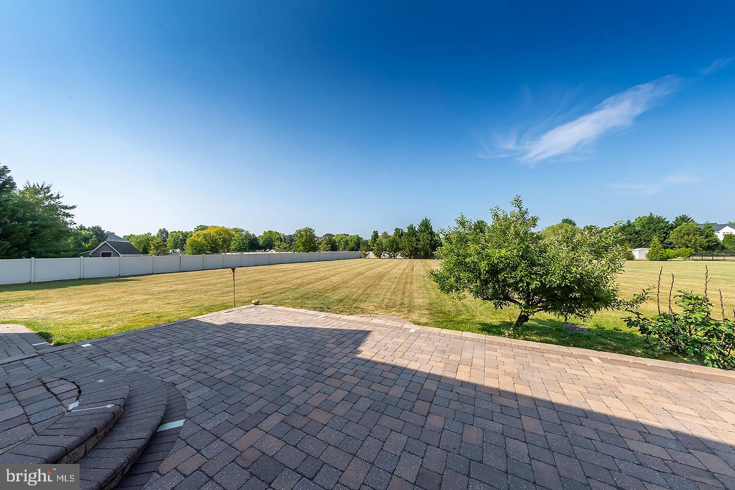 4 MORNING GLORY CIRCLE