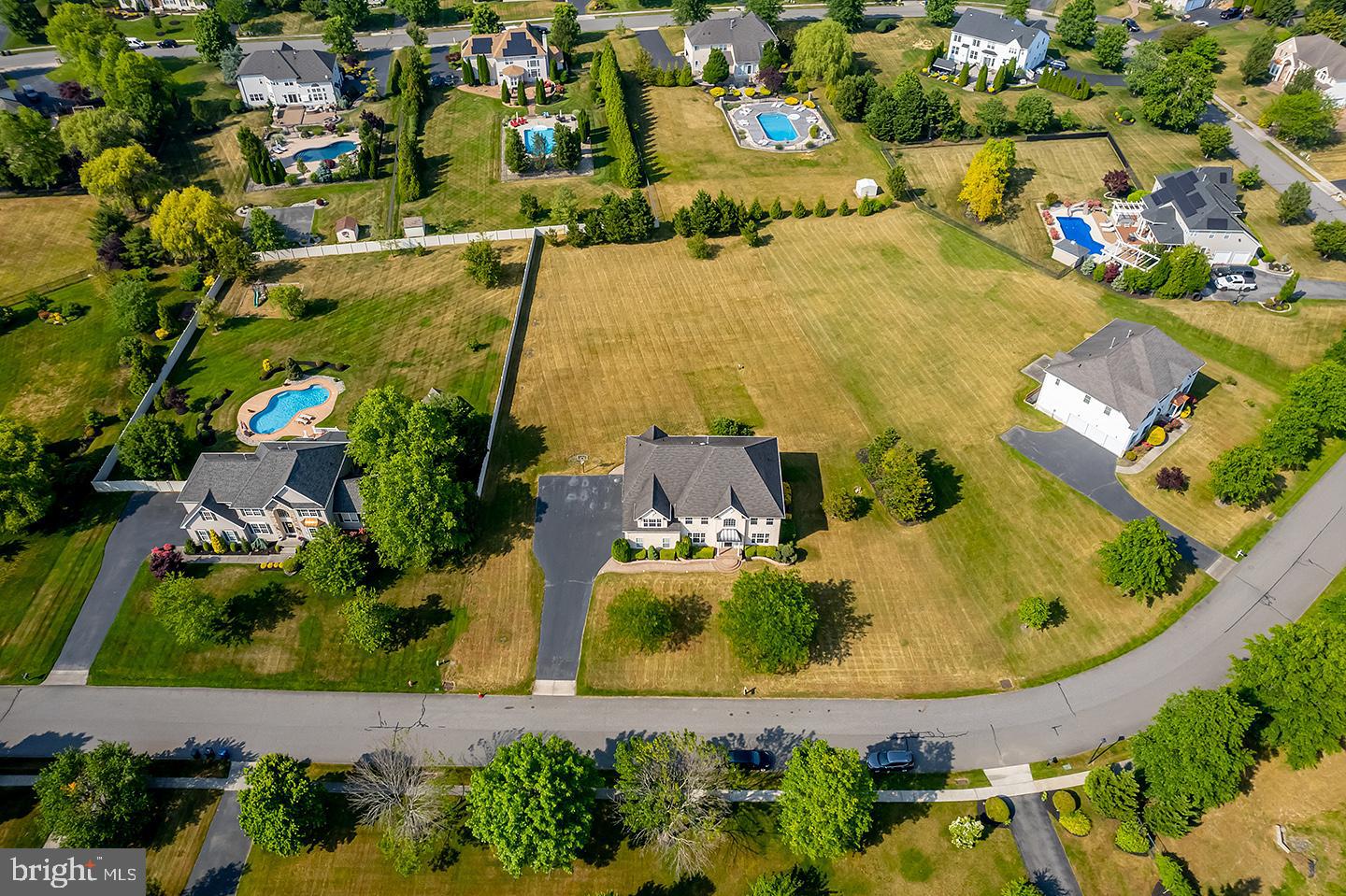 4 MORNING GLORY CIRCLE