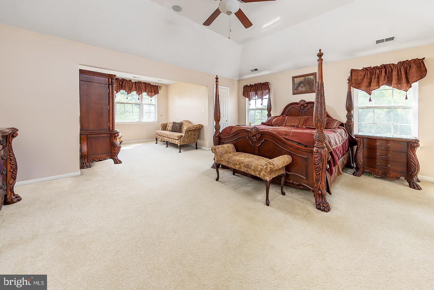 4 MORNING GLORY CIRCLE