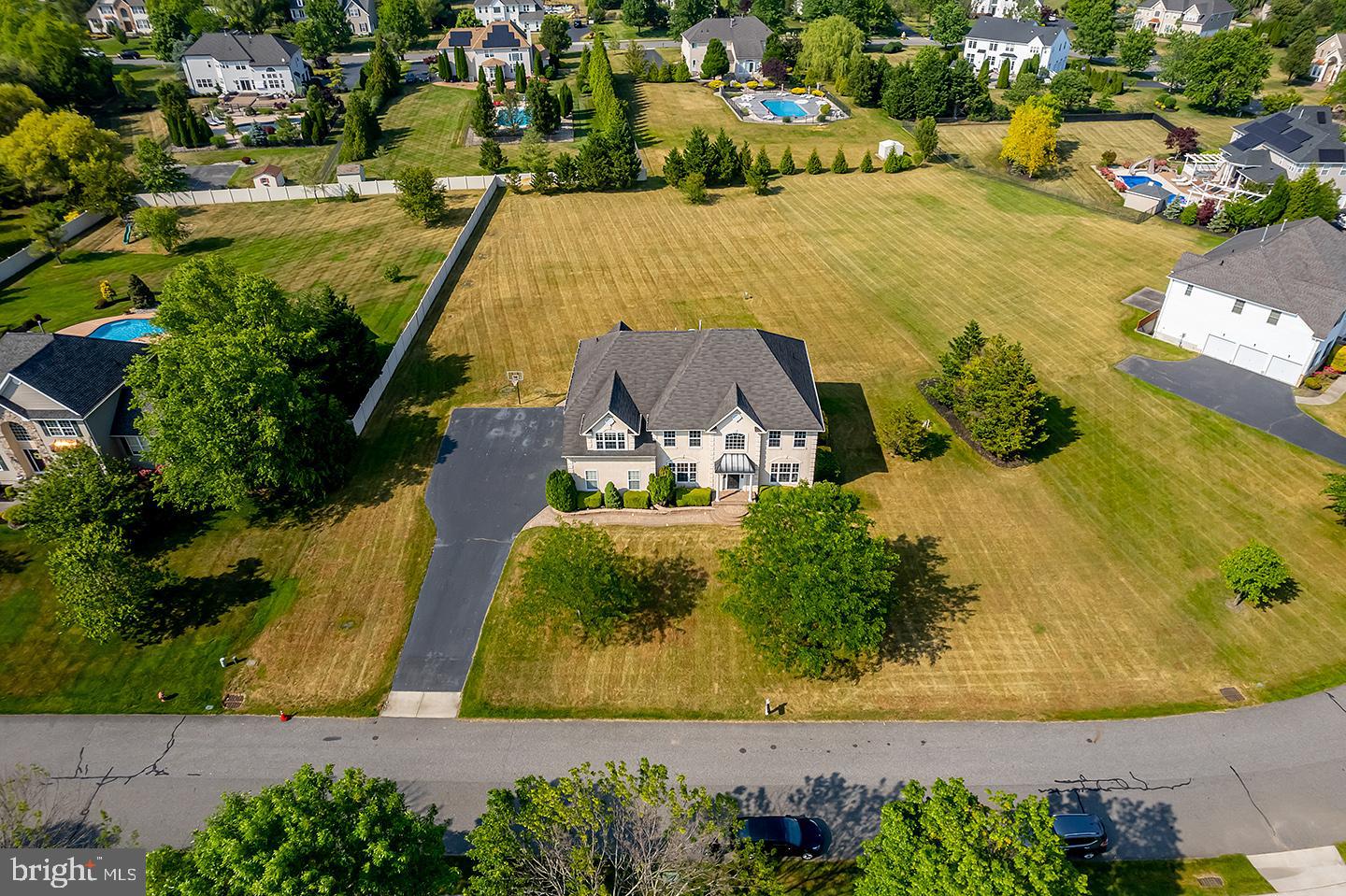 4 MORNING GLORY CIRCLE