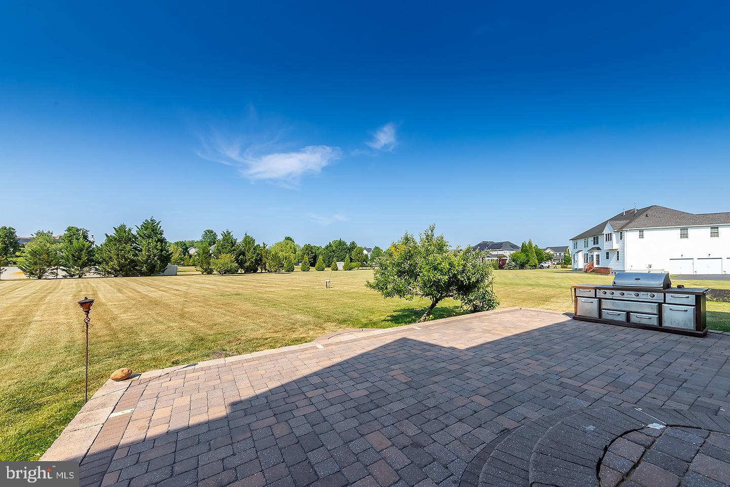 4 MORNING GLORY CIRCLE