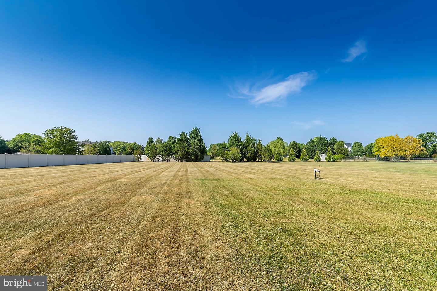 4 MORNING GLORY CIRCLE