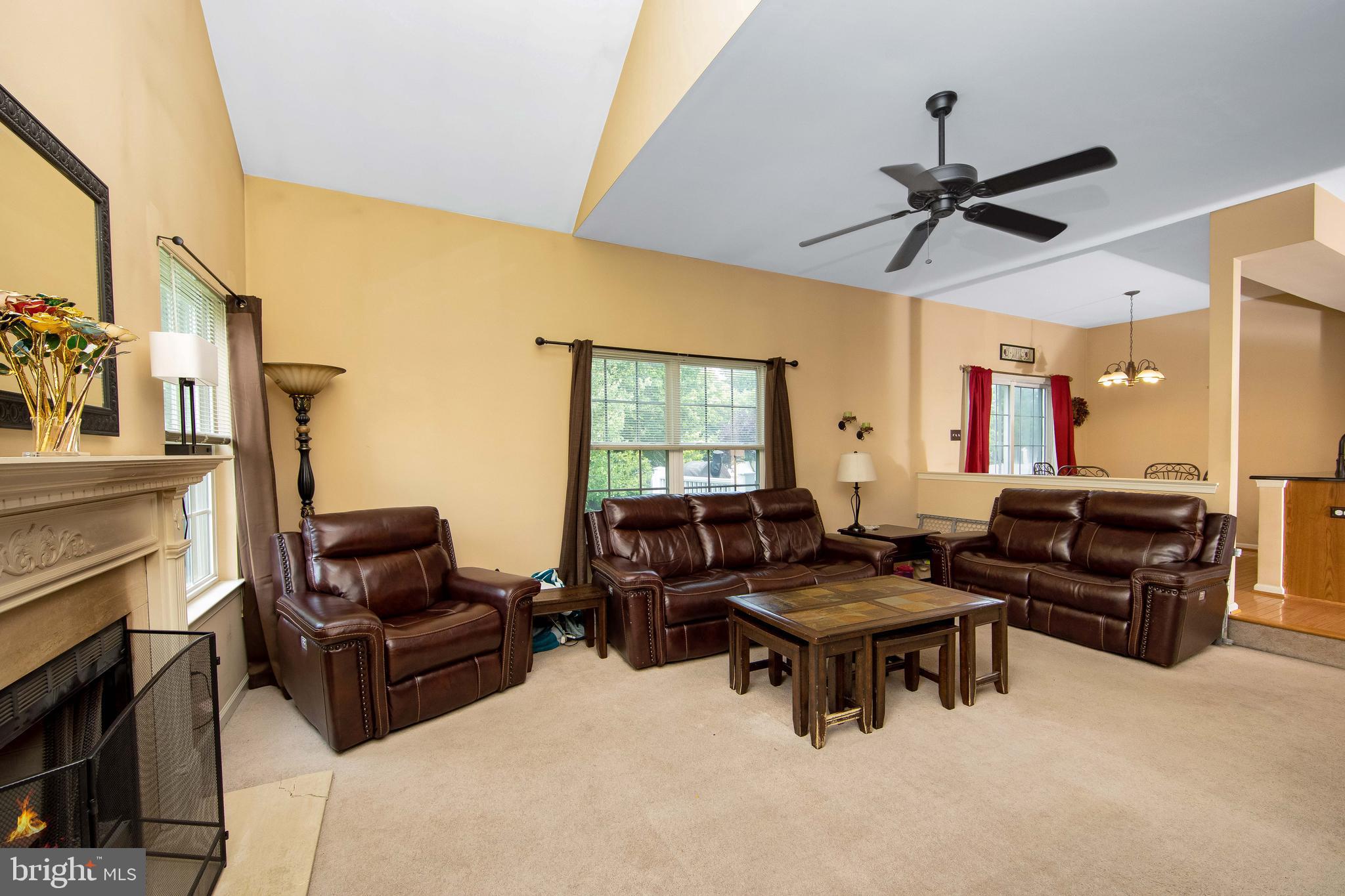 1012 JUNIPER COURT