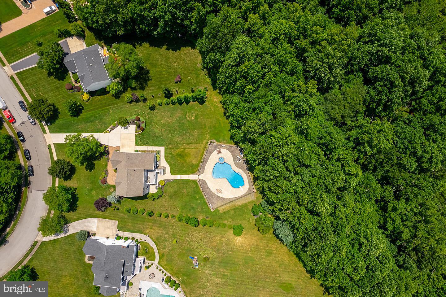 25 FAWN HOLLOW LANE