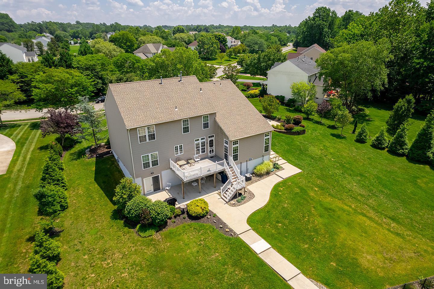 25 FAWN HOLLOW LANE