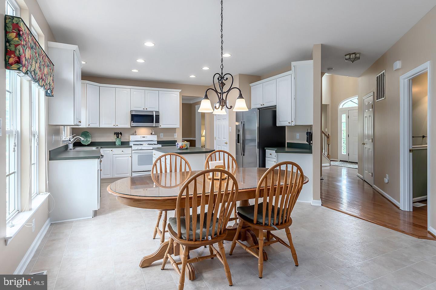 25 FAWN HOLLOW LANE