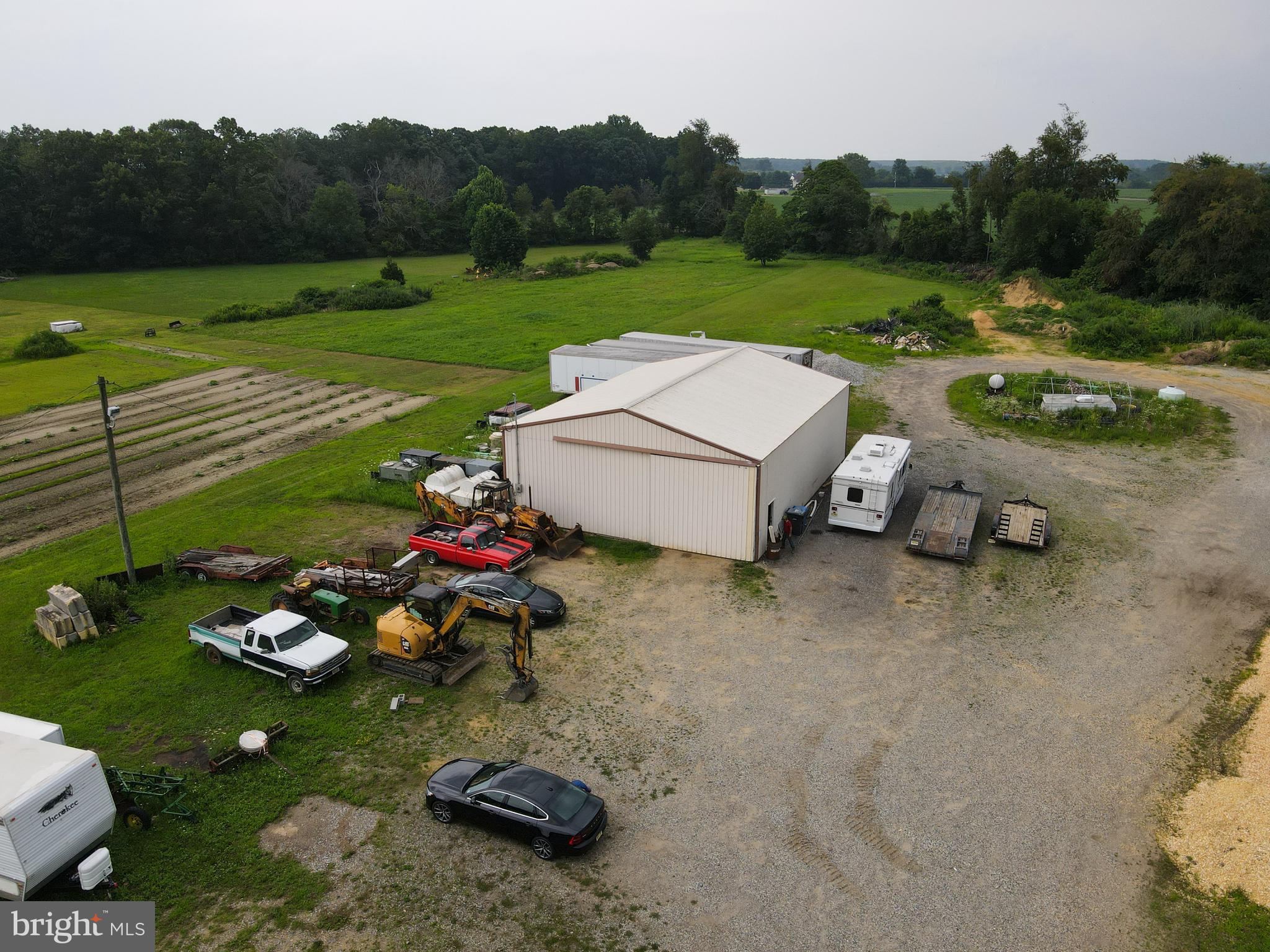 566 WOODSTOWN ROAD