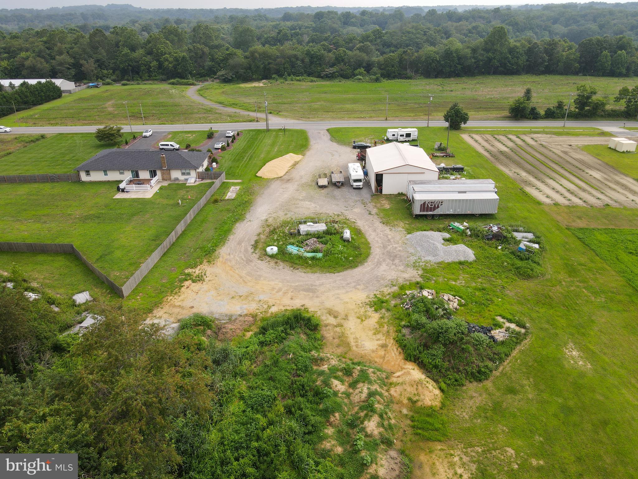566 WOODSTOWN ROAD