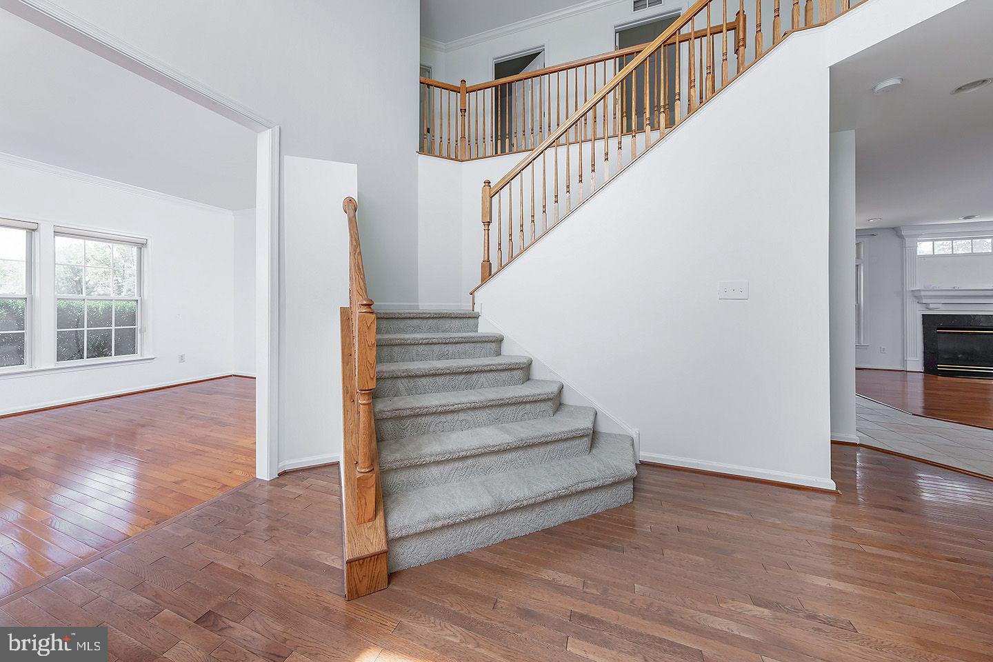 207 DILLONS LANE