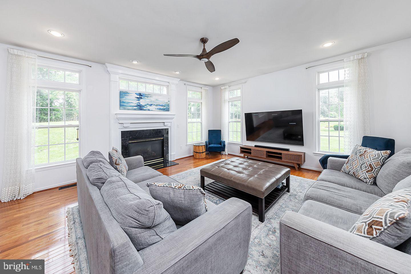 207 DILLONS LANE