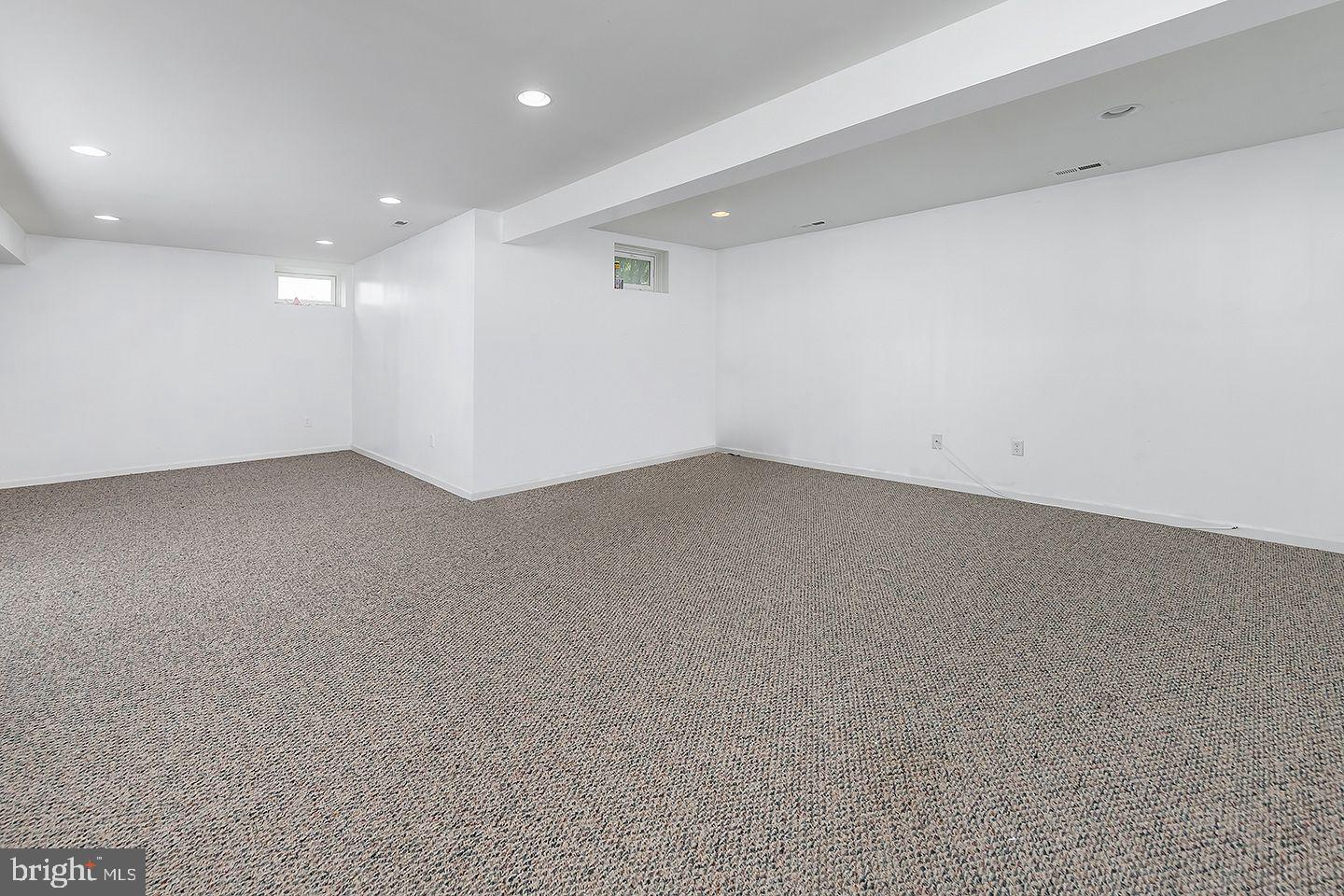 207 DILLONS LANE