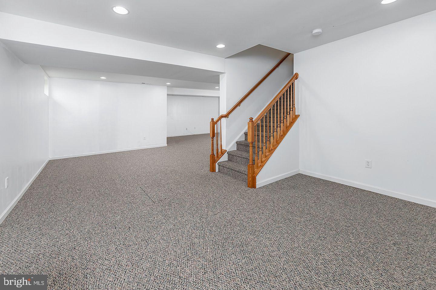 207 DILLONS LANE