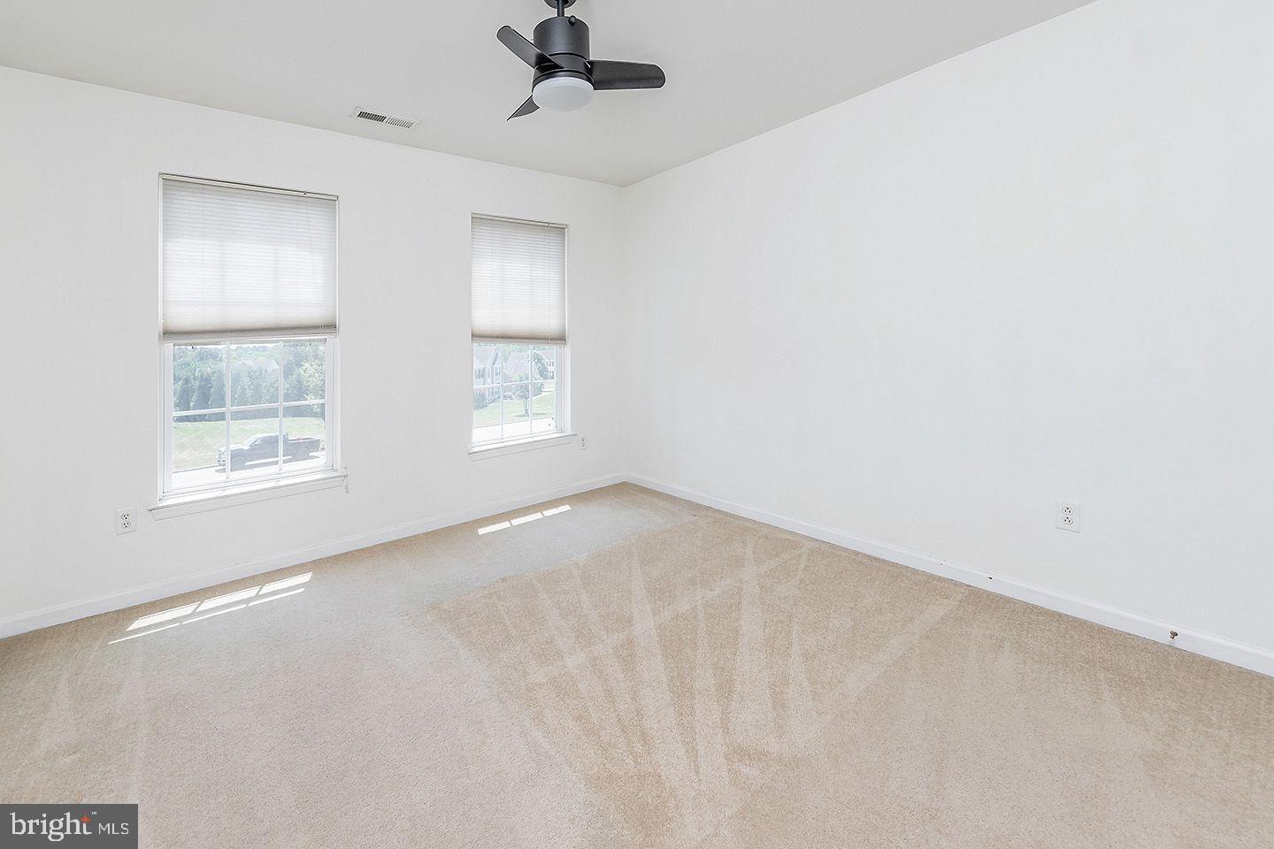 207 DILLONS LANE