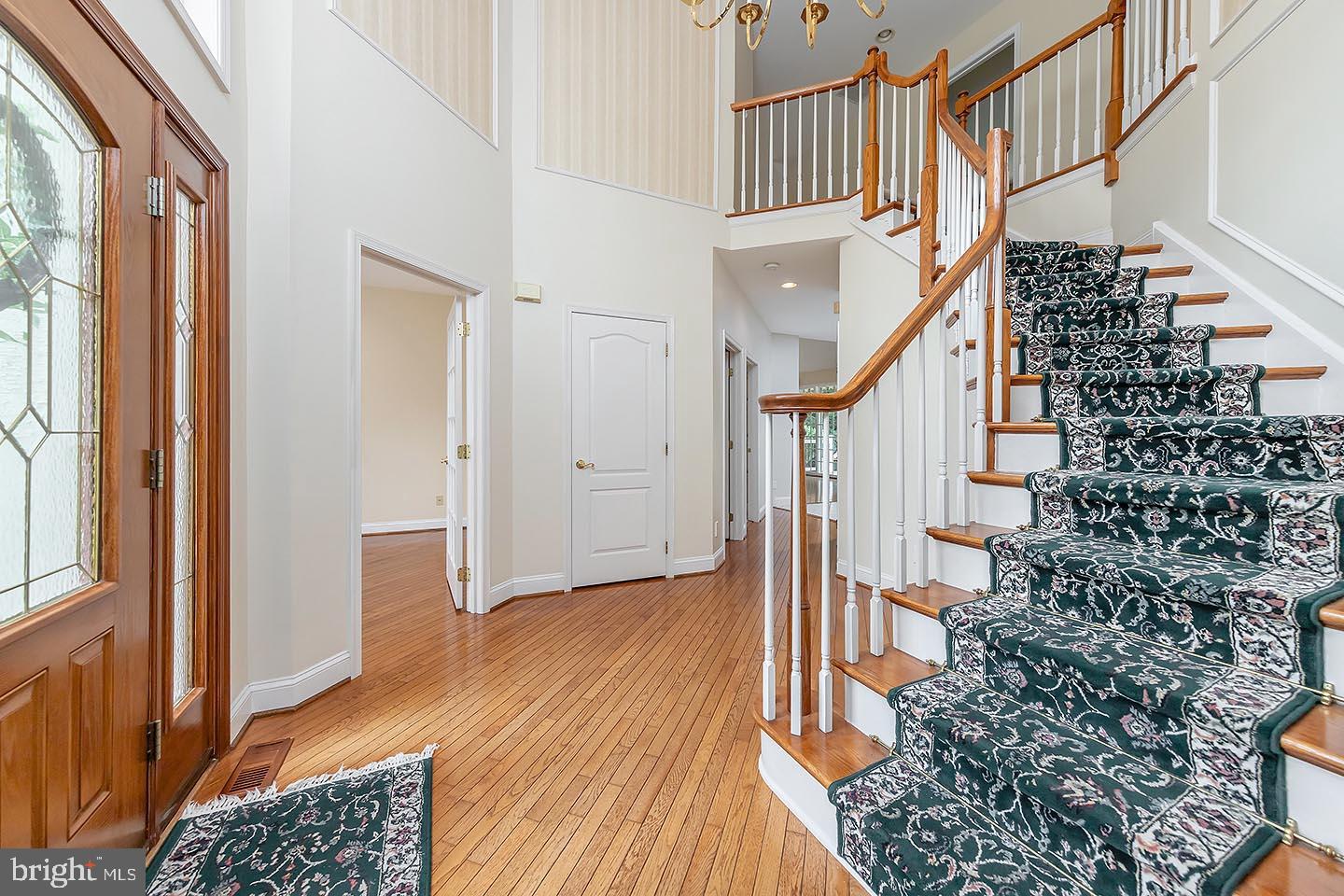21 WINDING WAY
