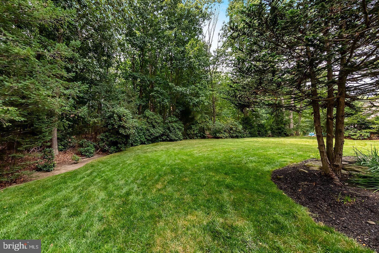 21 WINDING WAY