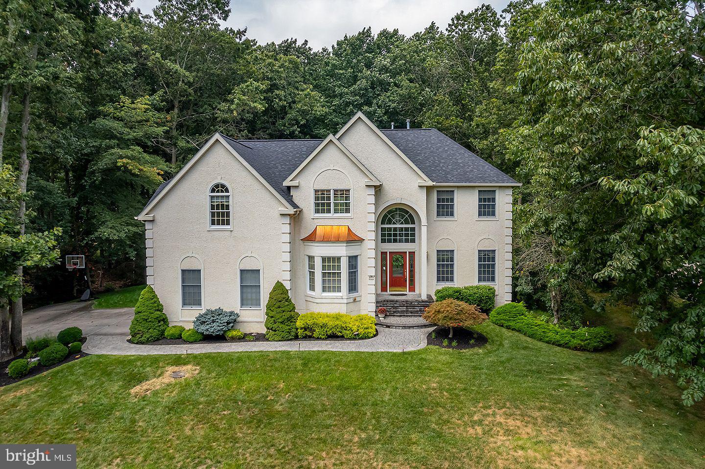 21 WINDING WAY